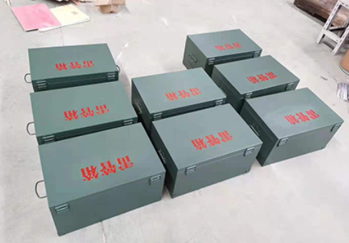 达日炸药箱和雷管箱一般是怎么存放的？
