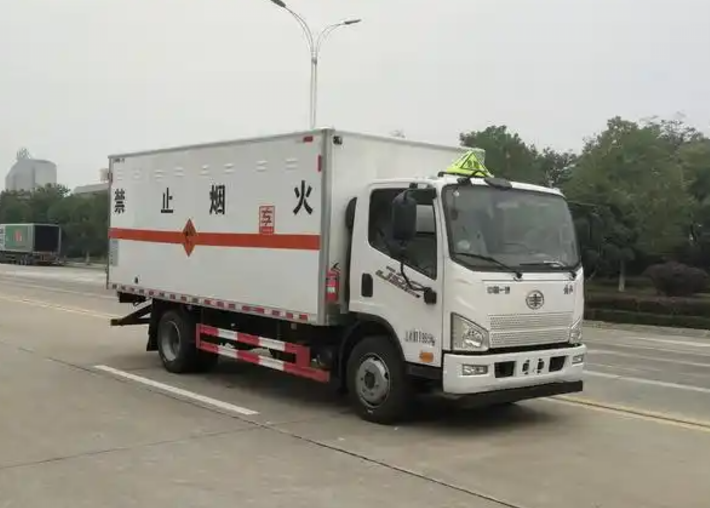达日爆破器材运输车可以上高速吗？